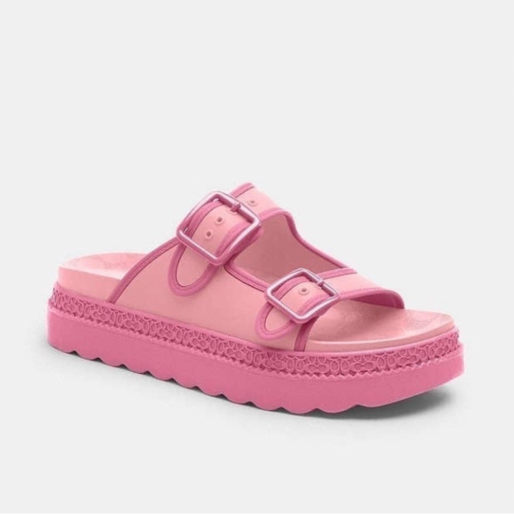 ❤️❤️❤️NWT  Coach Lainey Sandal CR875 size 5B
 
❤️❤️❤️